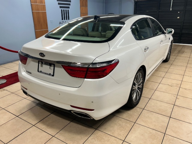Vehicle image 3 of 27