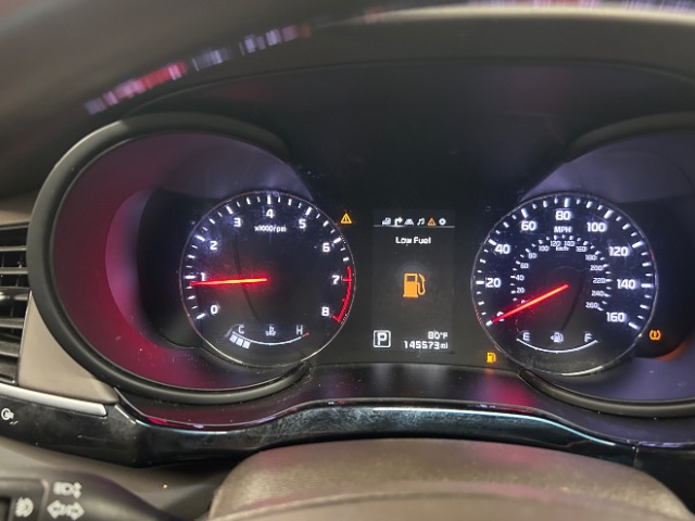 Vehicle image 19 of 27