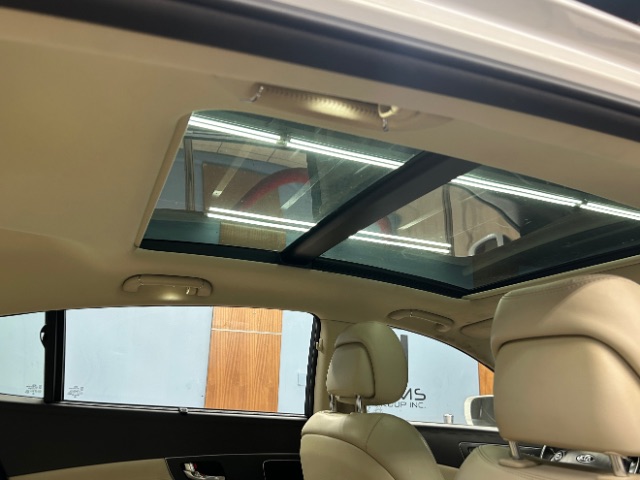Vehicle image 15 of 27