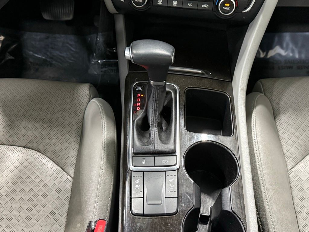 Vehicle image 20 of 36