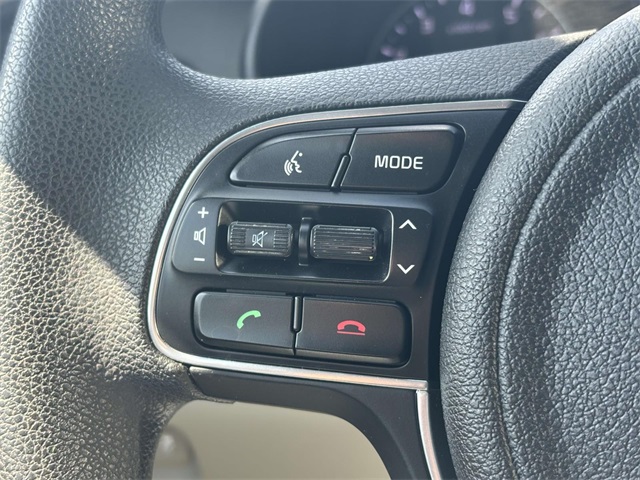 Vehicle image 15 of 29