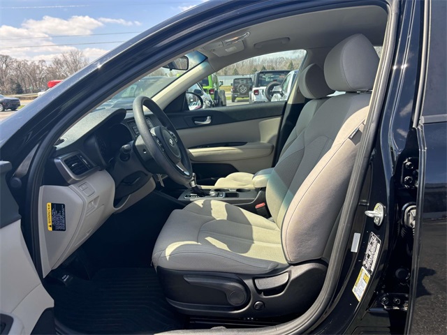 Vehicle image 7 of 29