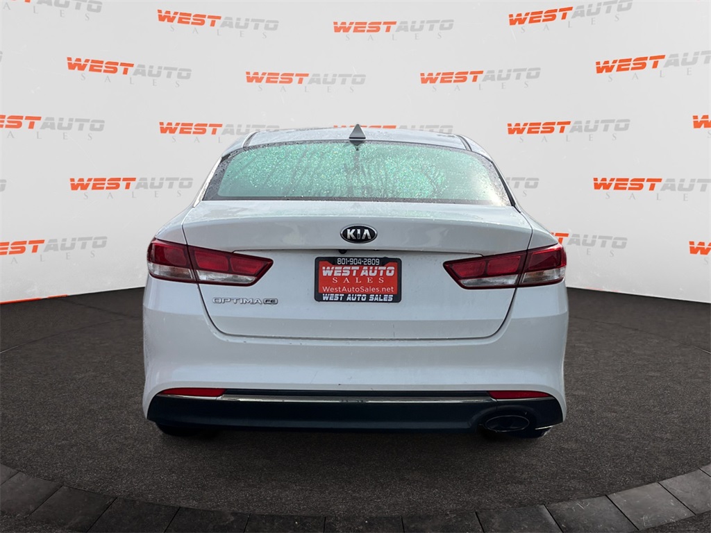 Vehicle image 5 of 34