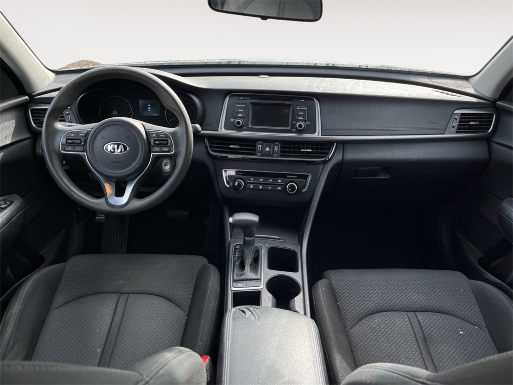 Vehicle image 10 of 34