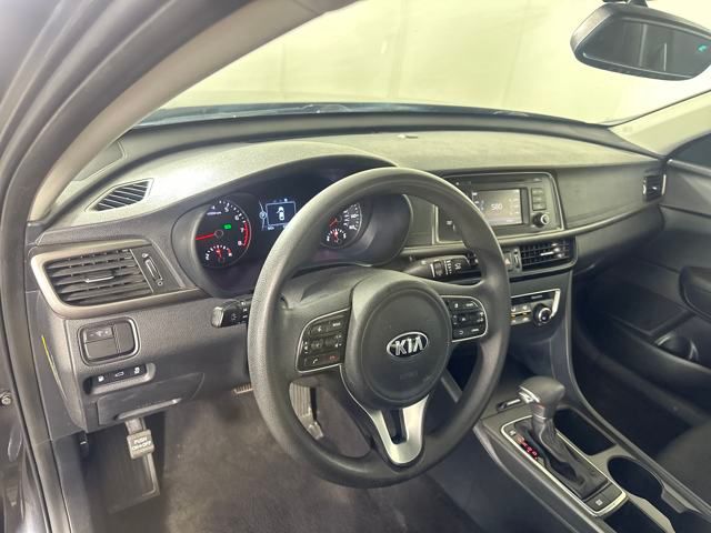 Vehicle image 13 of 27
