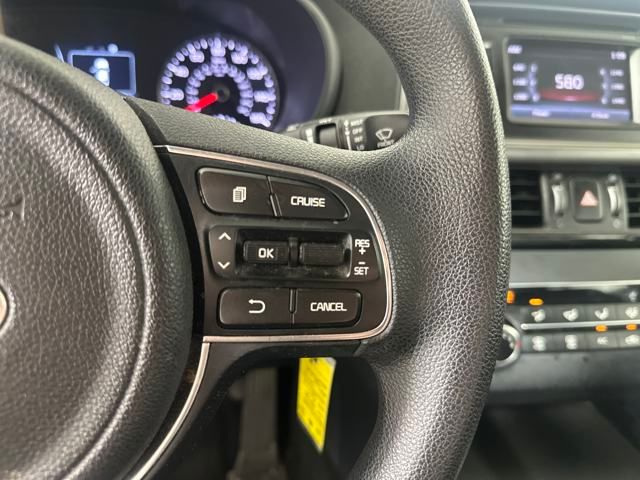 Vehicle image 16 of 27