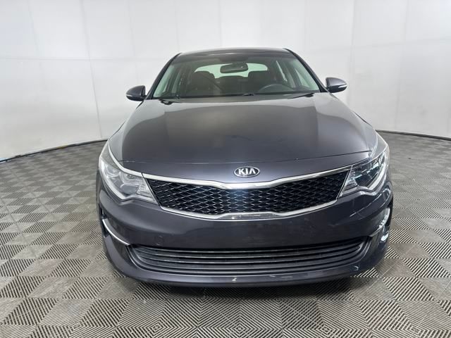Vehicle image 4 of 27