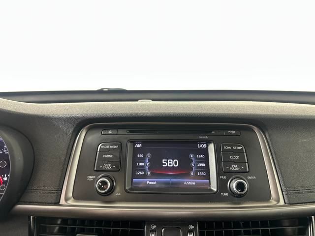 Vehicle image 20 of 27