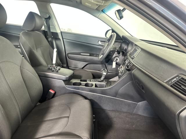 Vehicle image 26 of 27