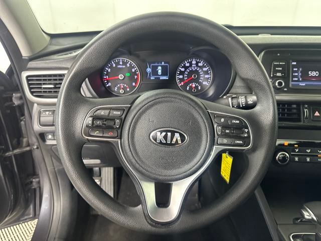 Vehicle image 14 of 27
