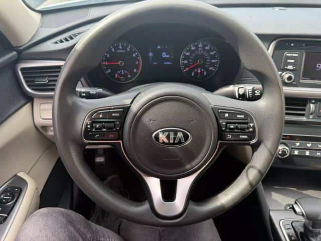 Vehicle image 12 of 31