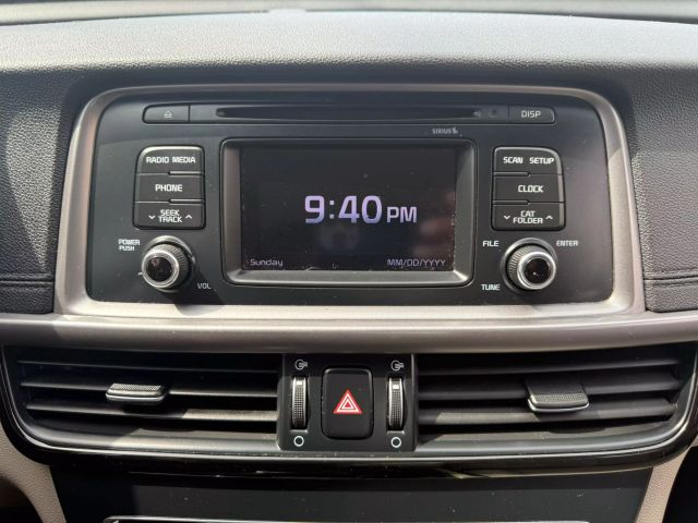 Vehicle image 18 of 31