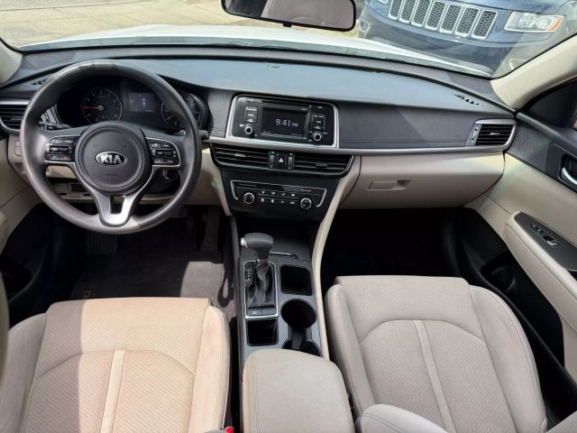 Vehicle image 29 of 31