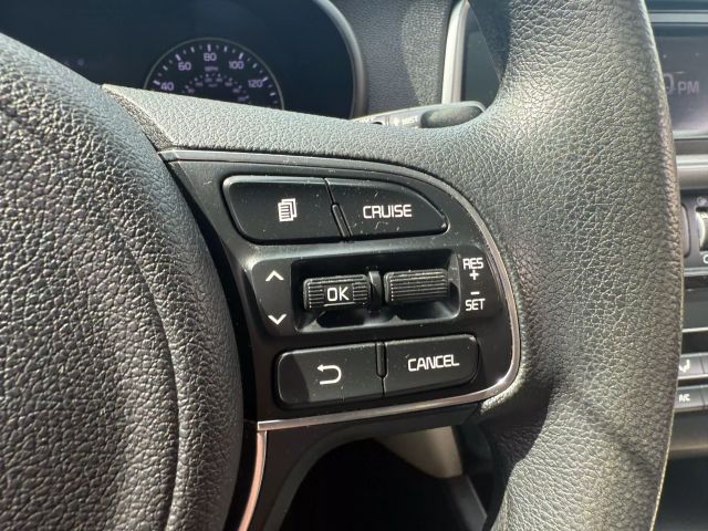 Vehicle image 14 of 31