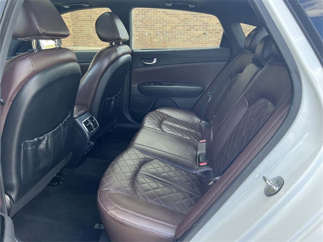 Vehicle image 15 of 30