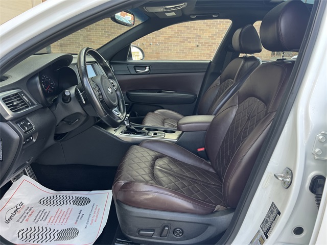 Vehicle image 13 of 30