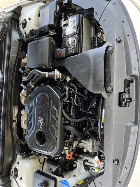 Vehicle image 20 of 30