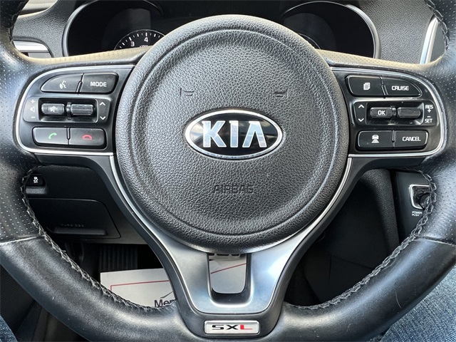 Vehicle image 22 of 30