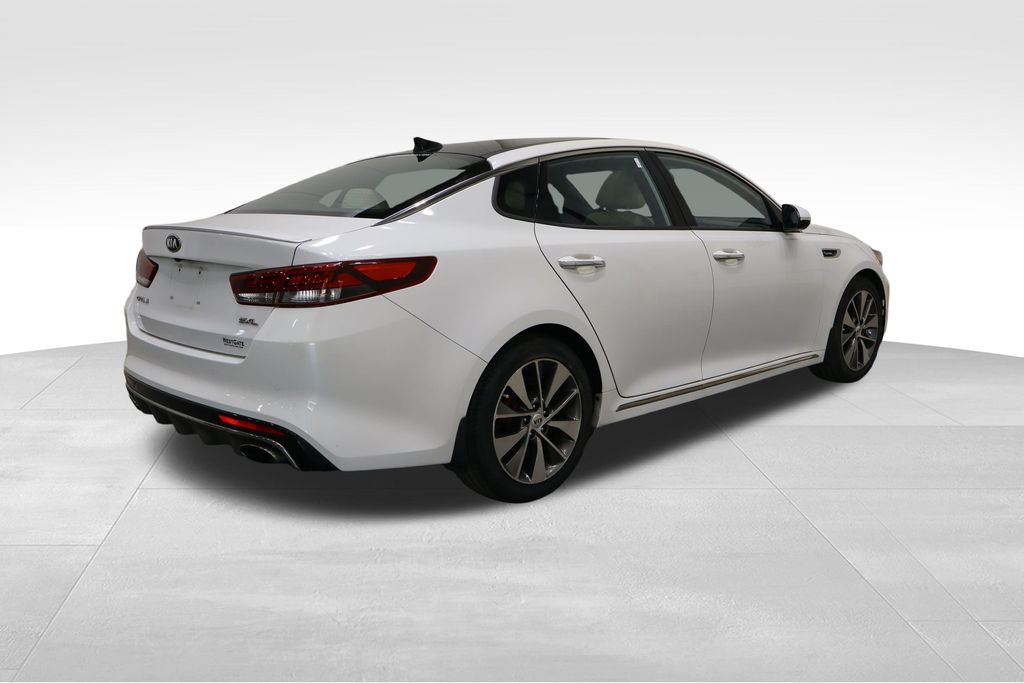 Vehicle image 2 of 41