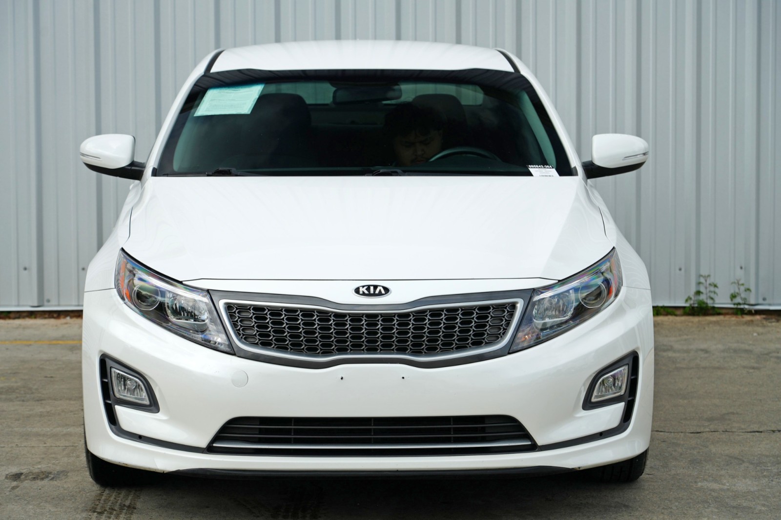 Vehicle image 3 of 48