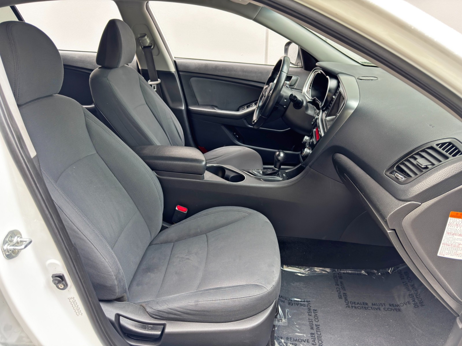 Vehicle image 21 of 48