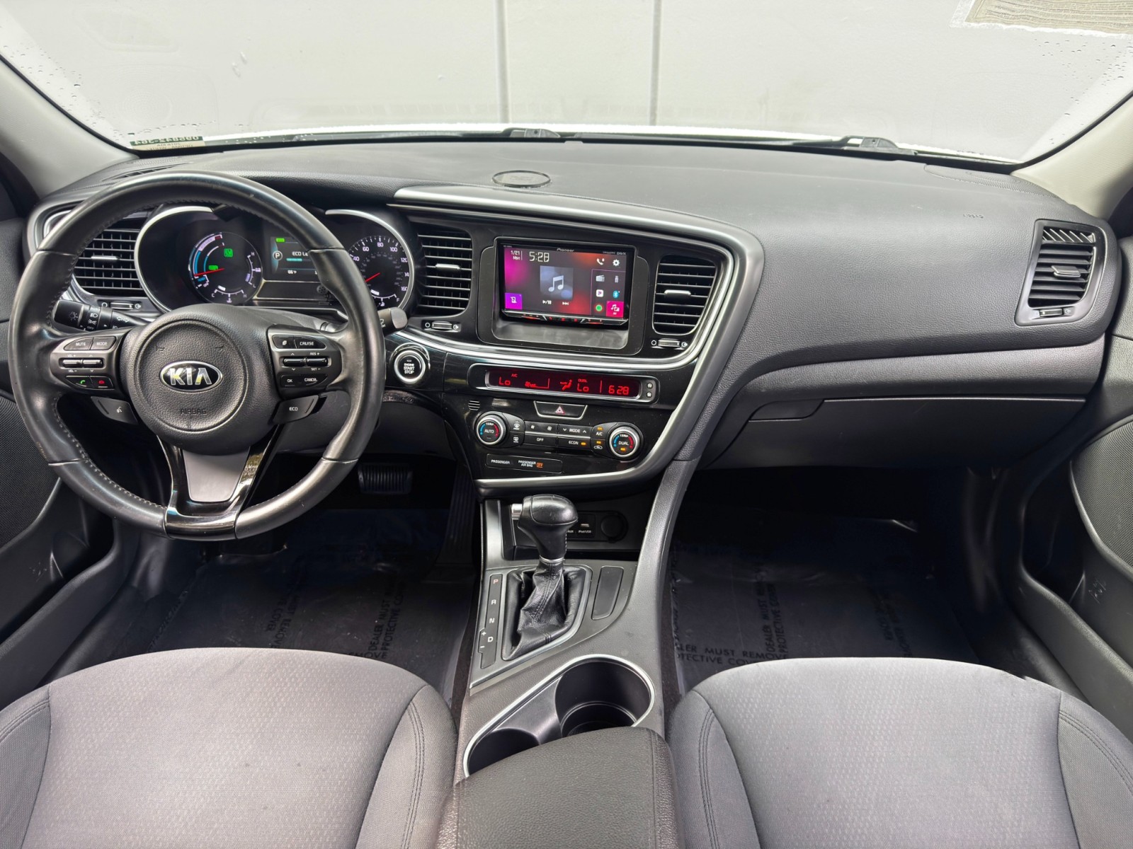 Vehicle image 18 of 48