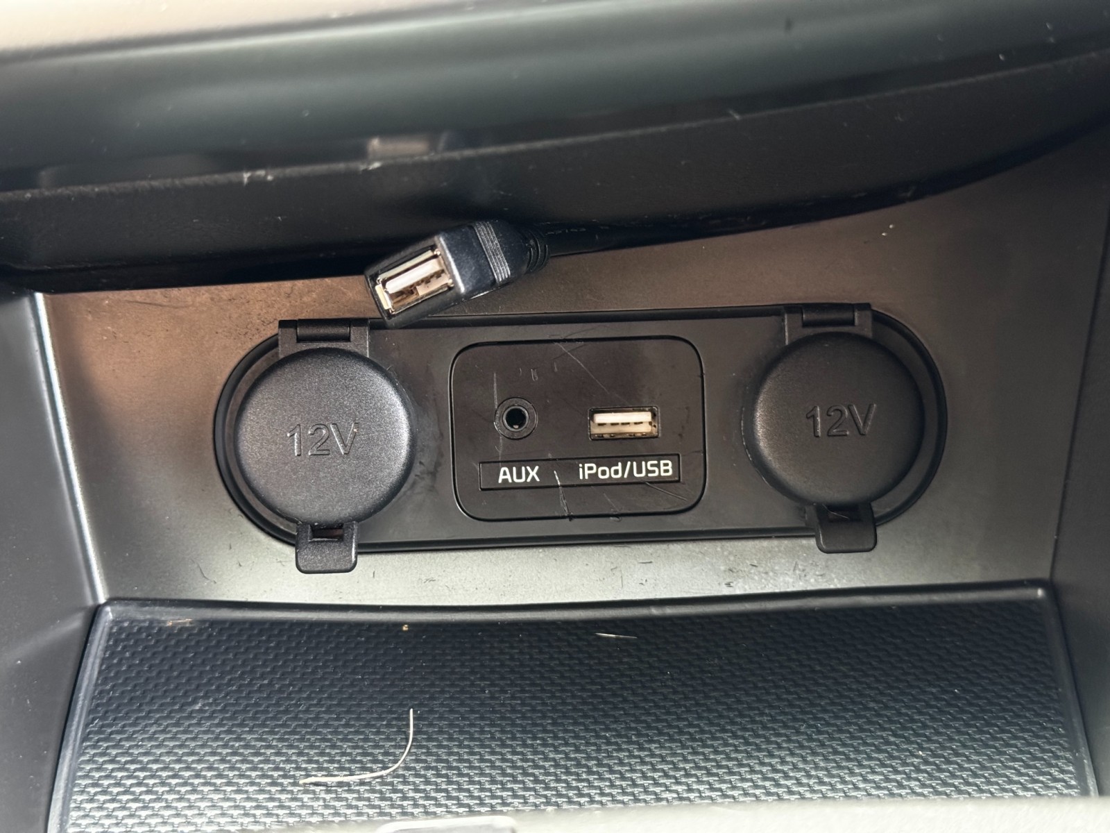 Vehicle image 35 of 48