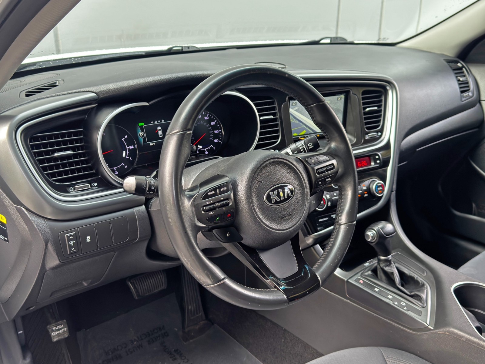 Vehicle image 19 of 48