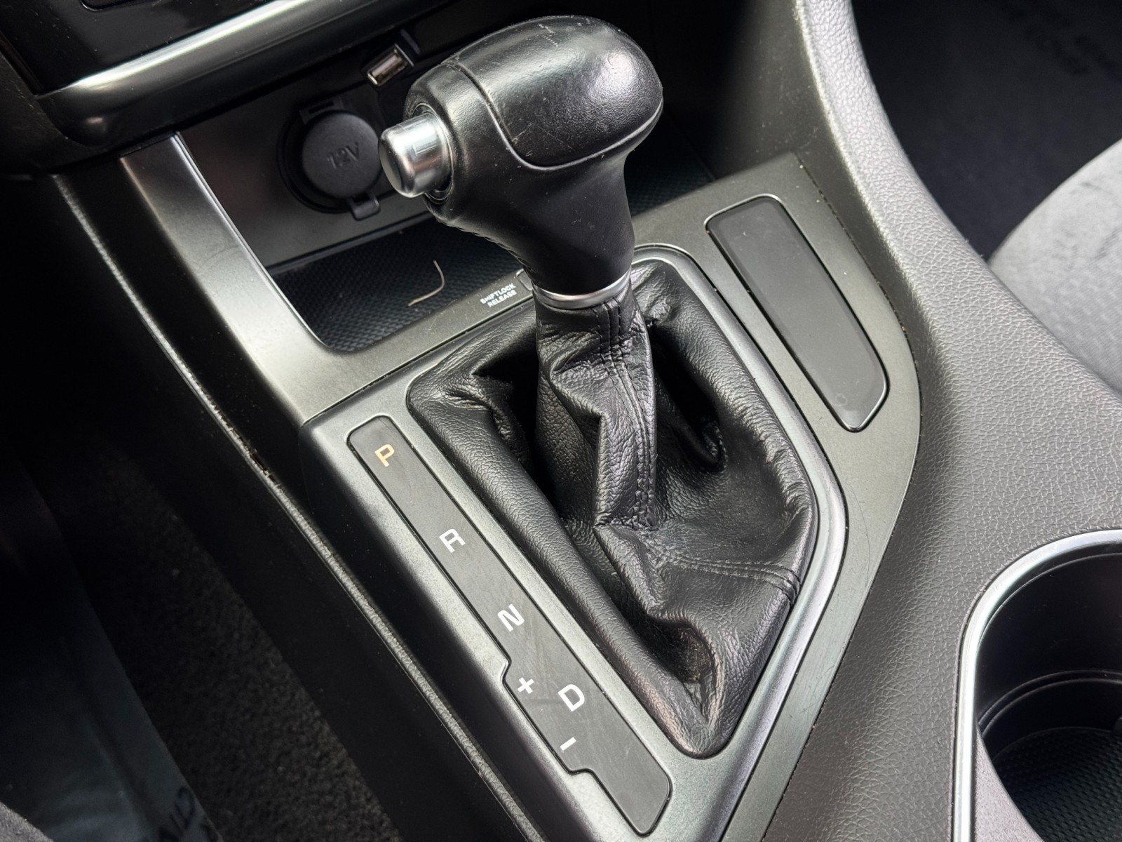 Vehicle image 36 of 48
