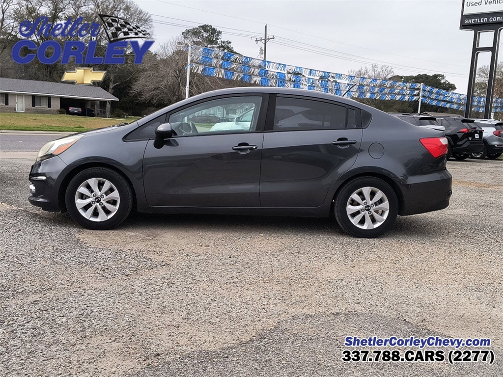 Vehicle image 2 of 25