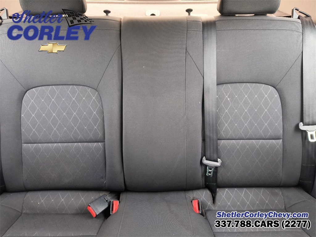 Vehicle image 24 of 25