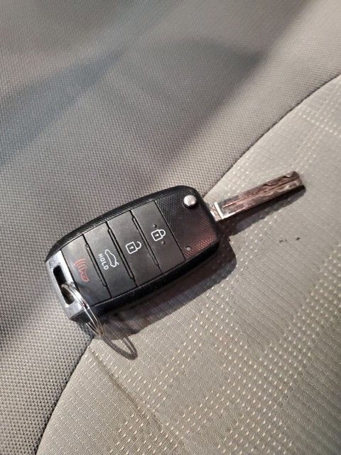 Vehicle image 29 of 31
