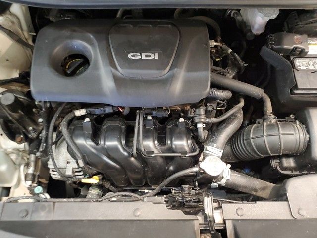 Vehicle image 22 of 31