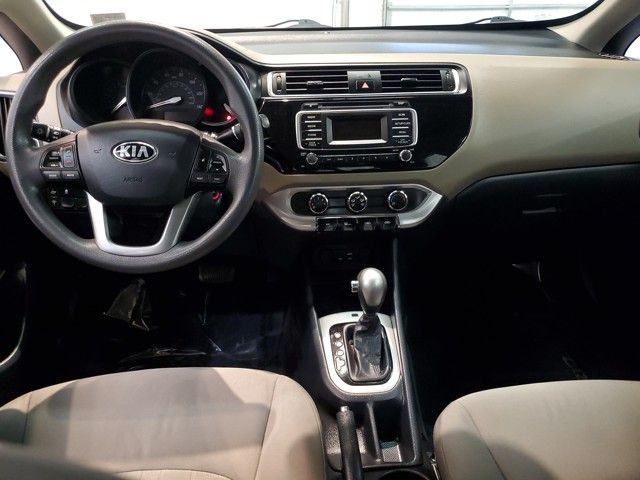Vehicle image 12 of 31