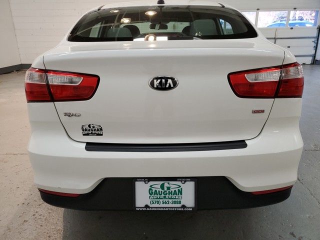 Vehicle image 8 of 31