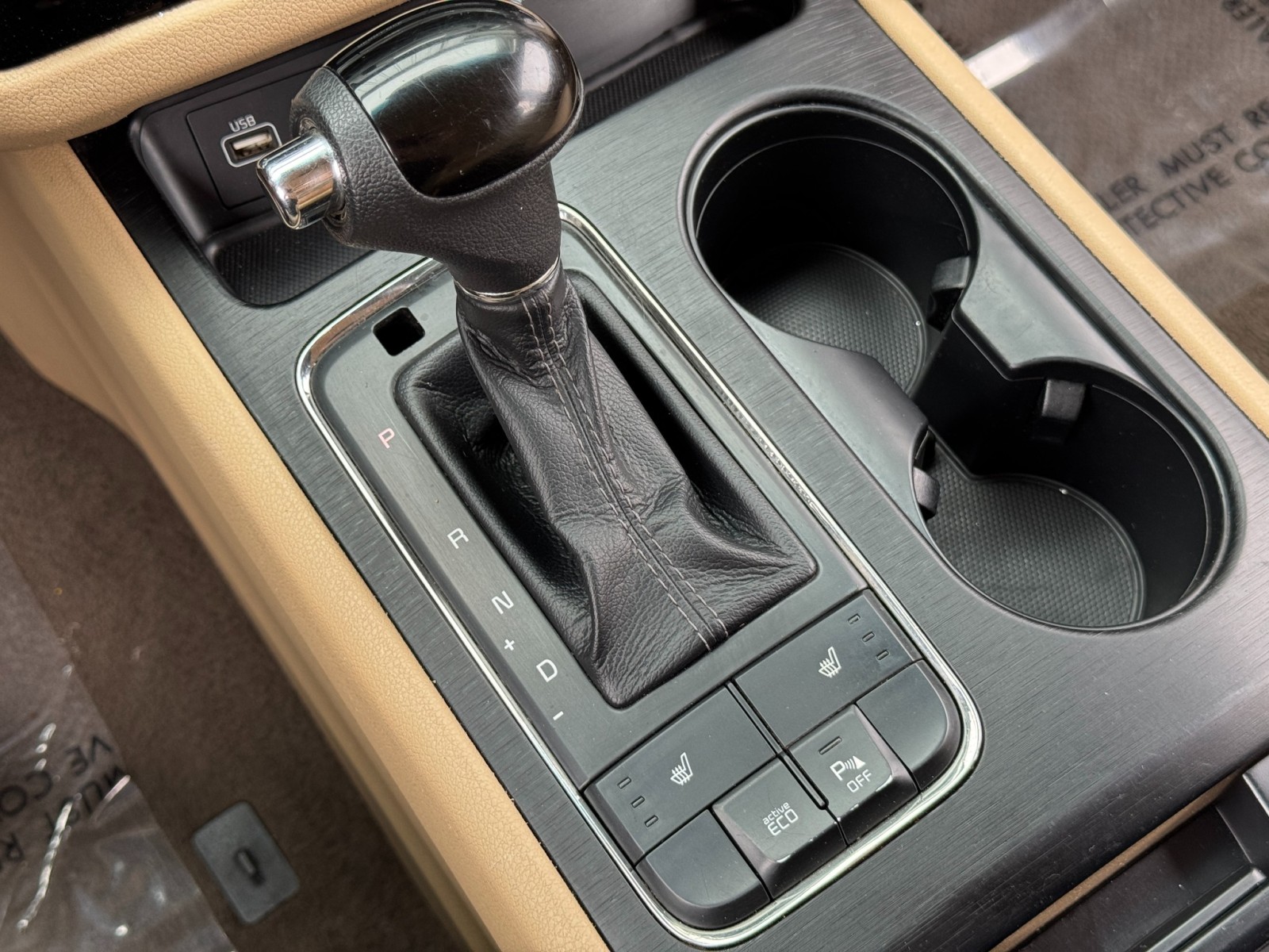 Vehicle image 37 of 61