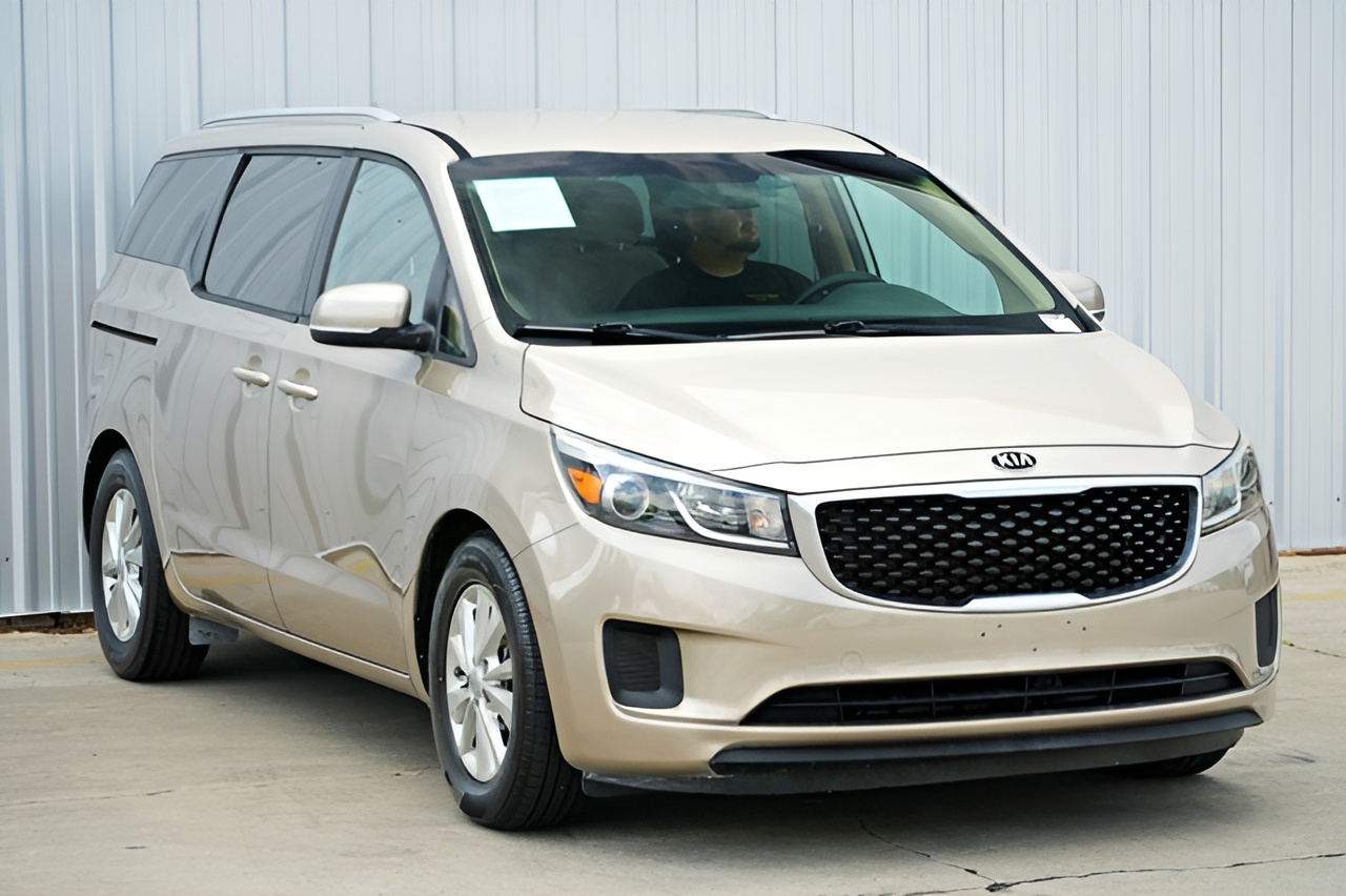 Vehicle image 51 of 61