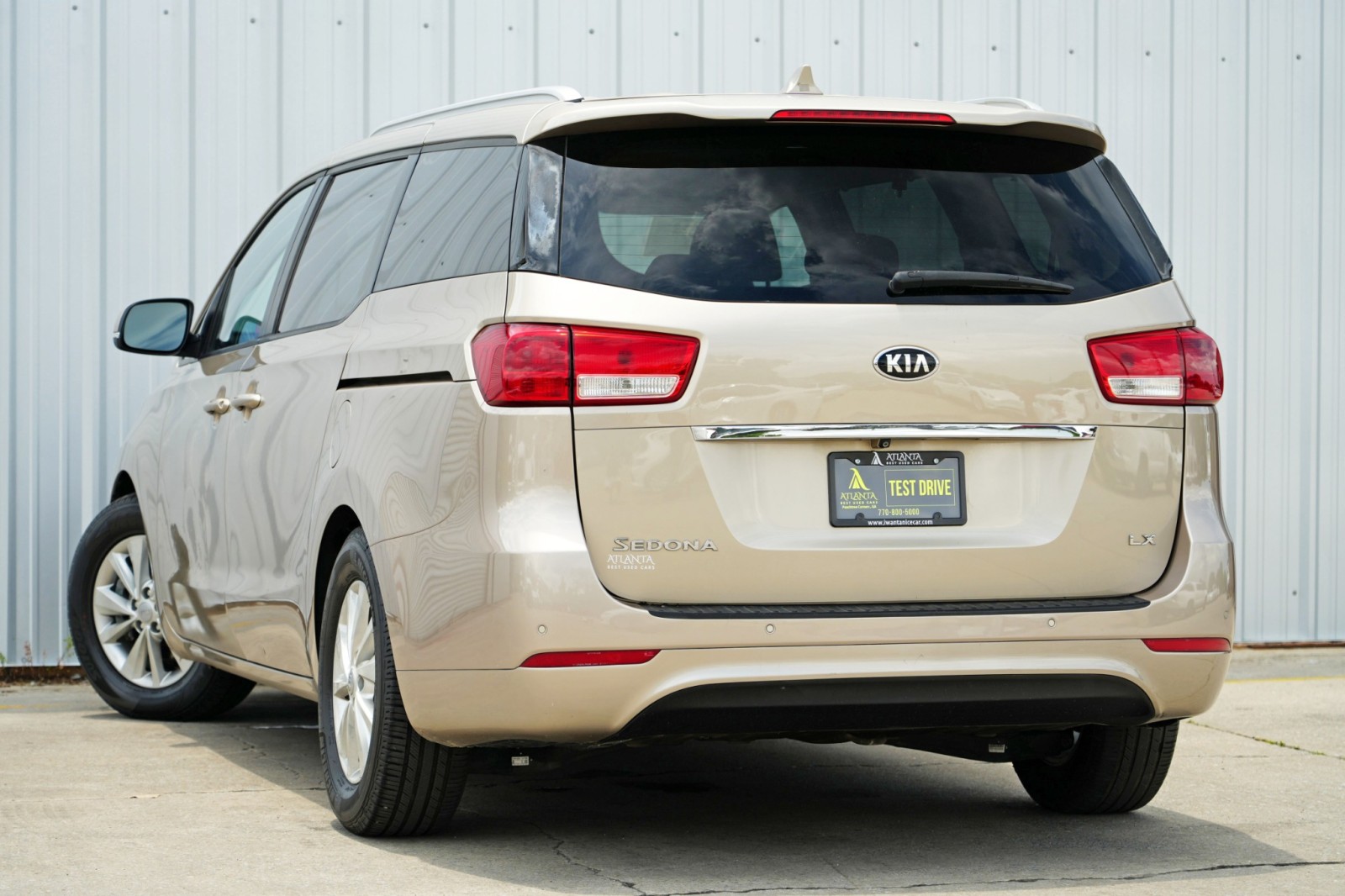 Vehicle image 14 of 61