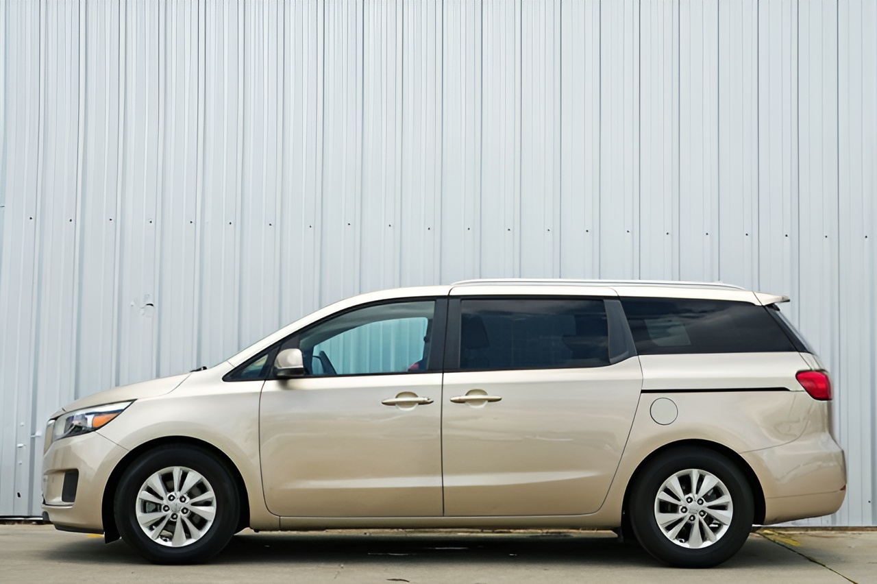 Vehicle image 60 of 61