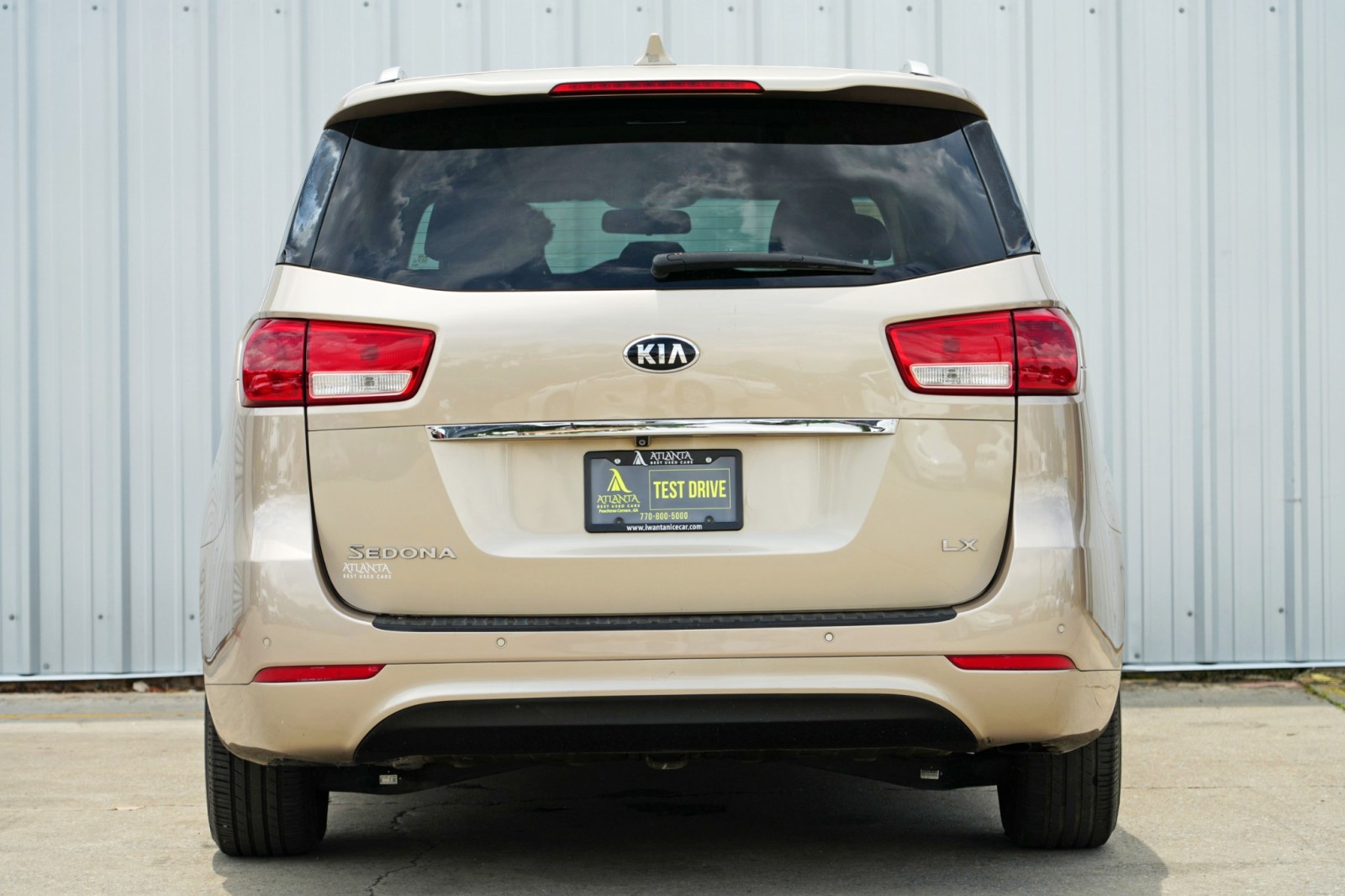 Vehicle image 11 of 61
