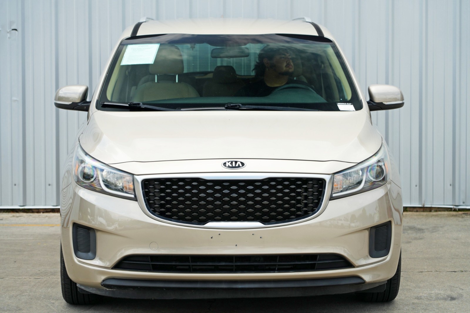 Vehicle image 3 of 61