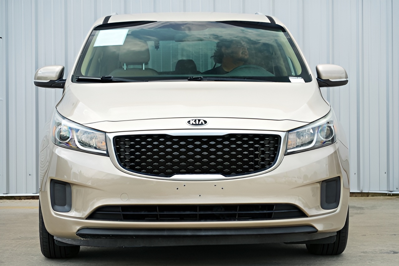 Vehicle image 47 of 61