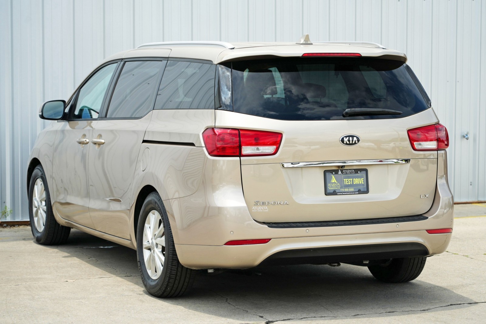 Vehicle image 13 of 61
