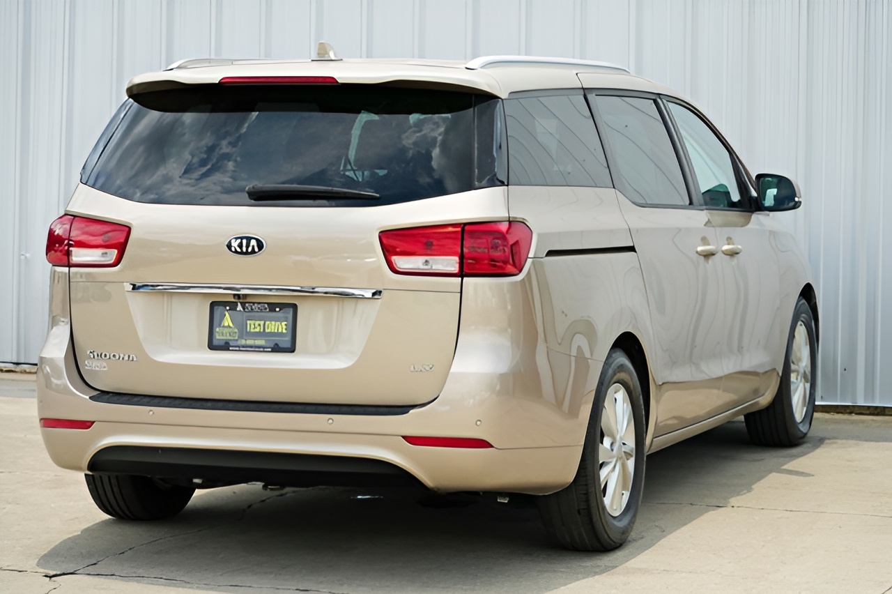 Vehicle image 55 of 61