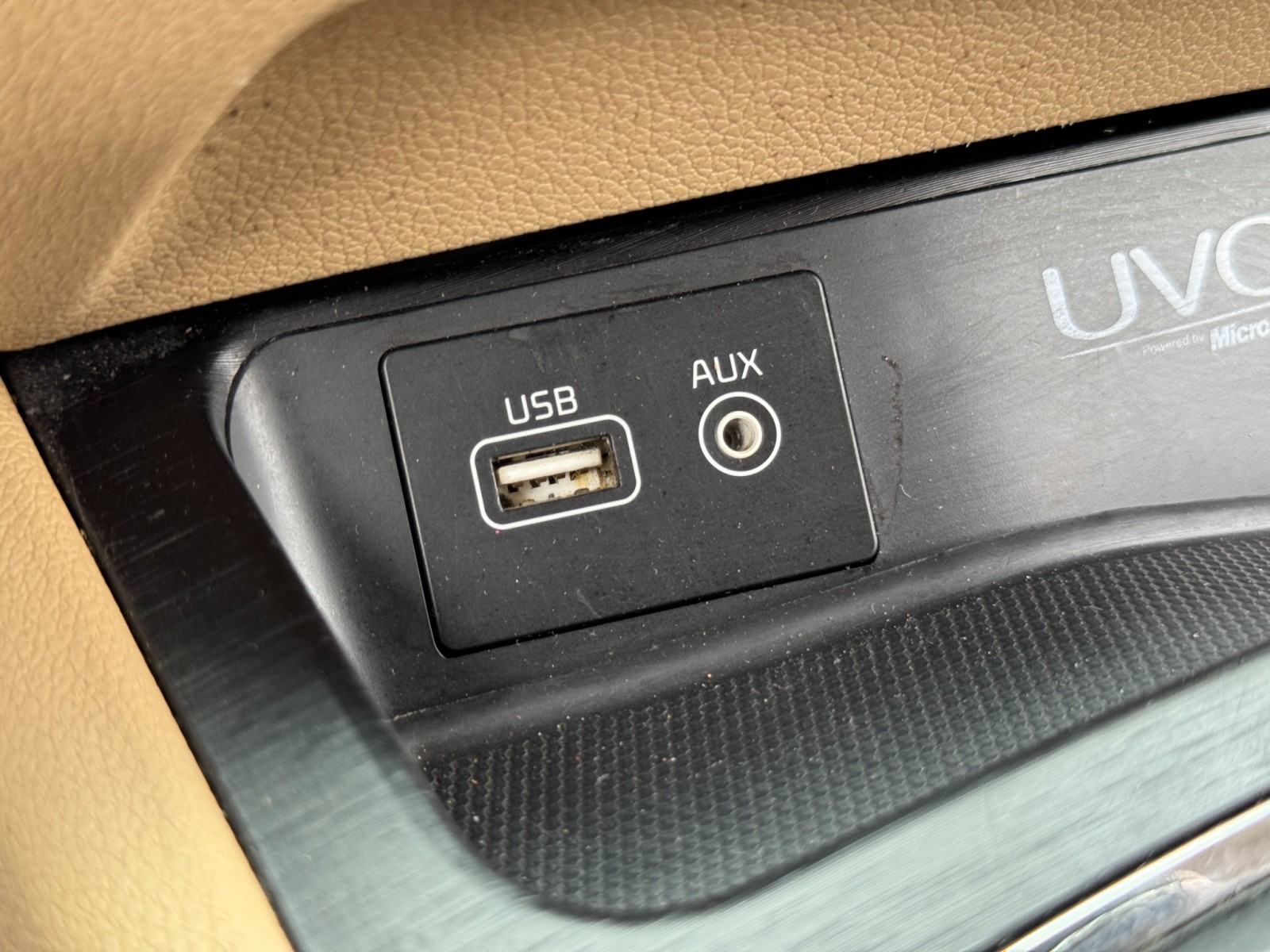 Vehicle image 40 of 61