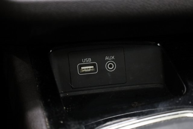 Vehicle image 12 of 24