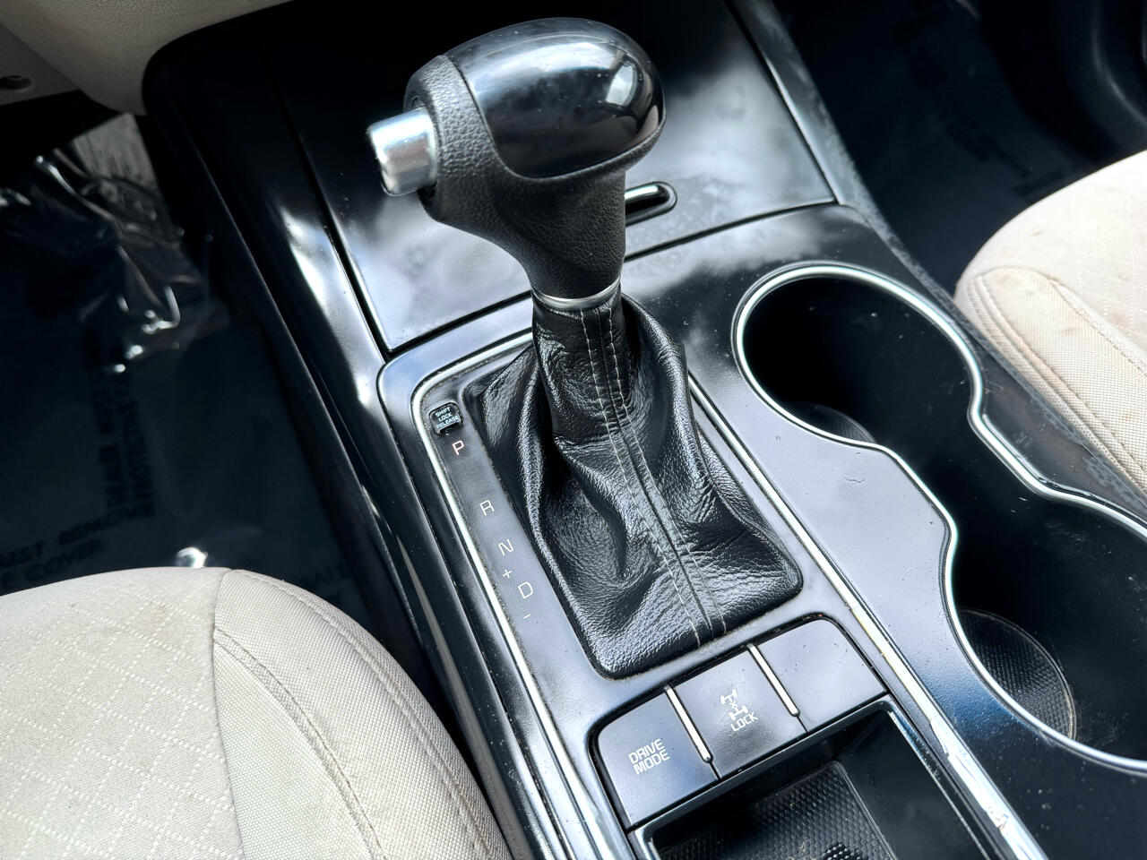 Vehicle image 41 of 51