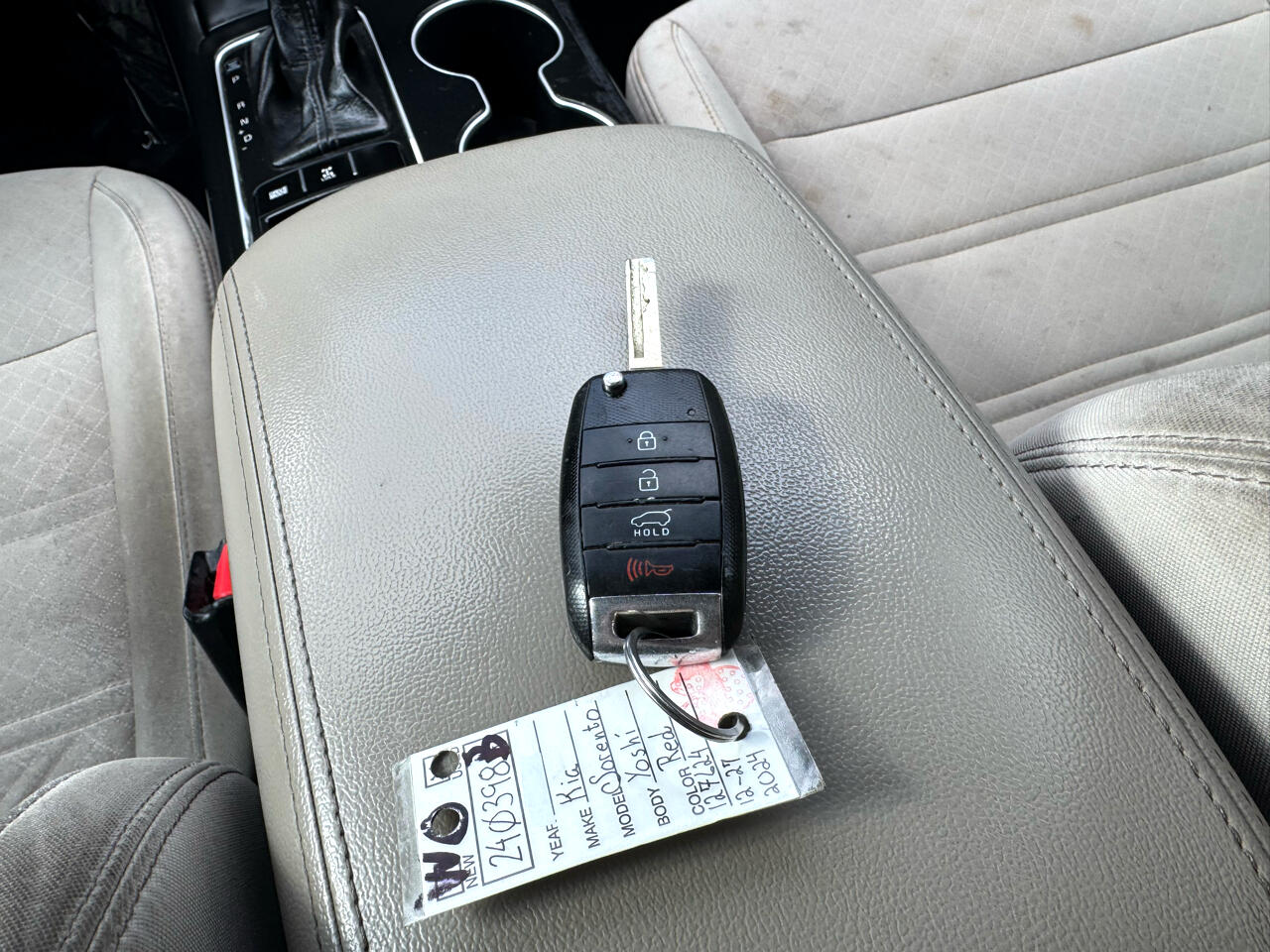 Vehicle image 40 of 51