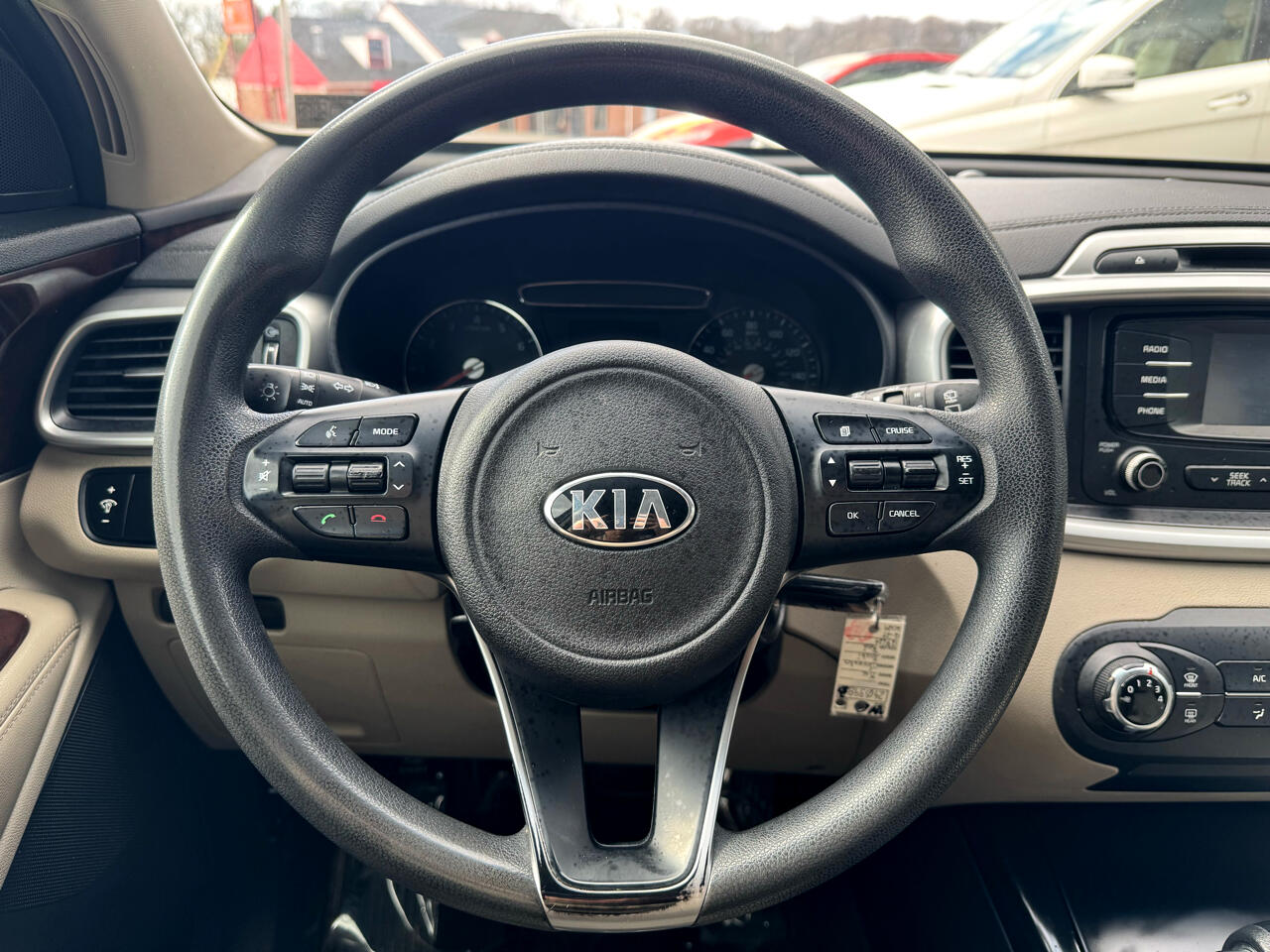Vehicle image 46 of 51