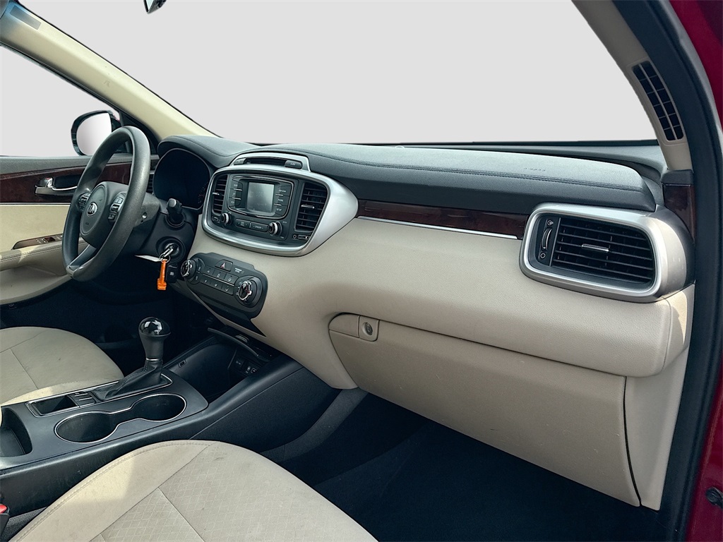 Vehicle image 25 of 27